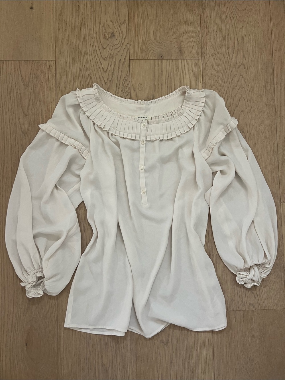 Max Studio Cream Pleated Ruffle Collar Blouse